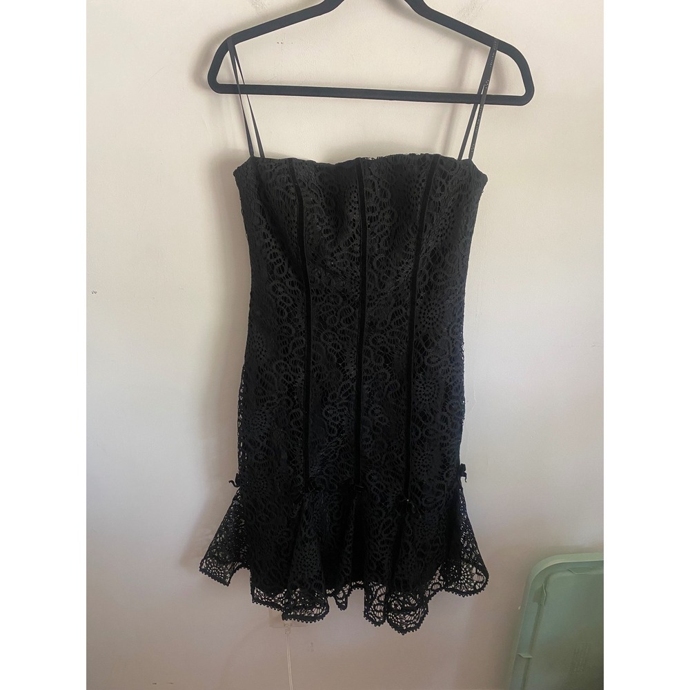 David Meister Black Lace Velvet Trim Ruffle Hem Cocktail Dress Womens Size 8